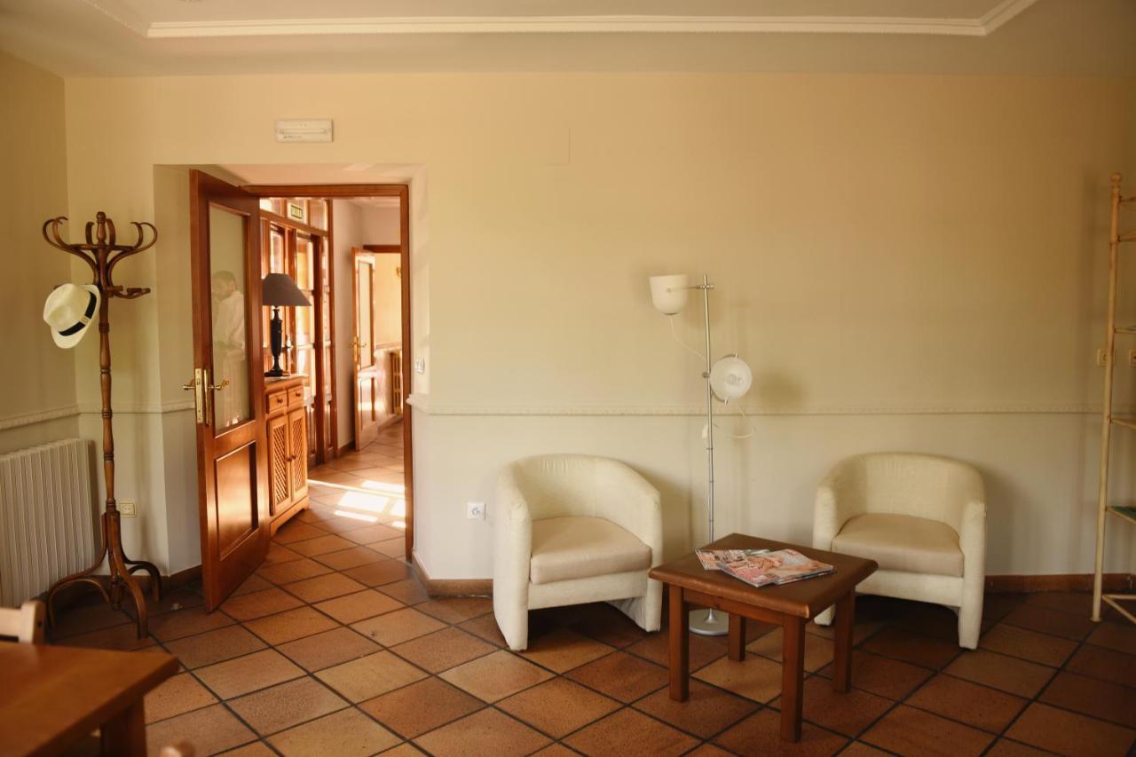 Hostal San Martin โมลินอส เด ดูเอโร ภายนอก รูปภาพ