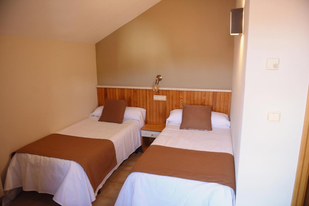Hostal San Martin โมลินอส เด ดูเอโร ภายนอก รูปภาพ